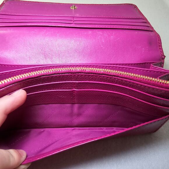 Burberry Patent Leather Heritage Grain Penrose Continental Wallet Pink - Picture 12 of 16